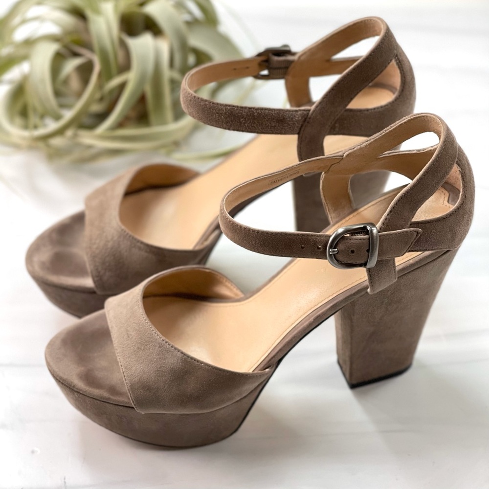 Via Spiga Vanita Italian Designed Platform Sandals